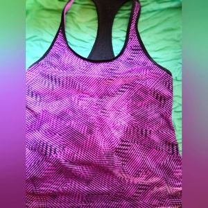 Women's athletic tank top